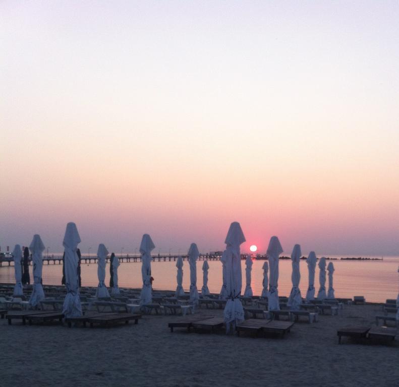 Arthemis Apartment Mamaia Exterior foto