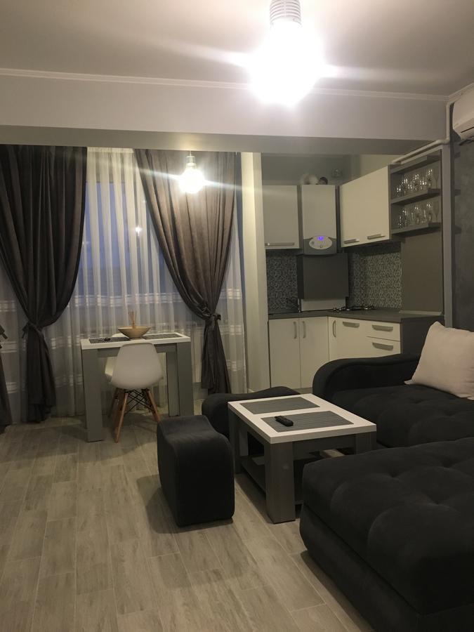 Arthemis Apartment Mamaia Exterior foto