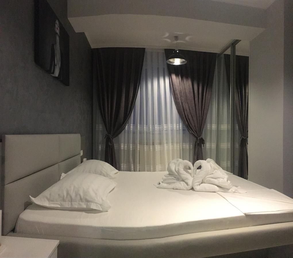 Arthemis Apartment Mamaia Exterior foto
