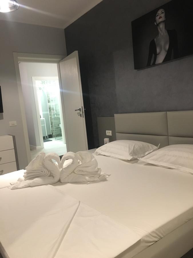 Arthemis Apartment Mamaia Exterior foto